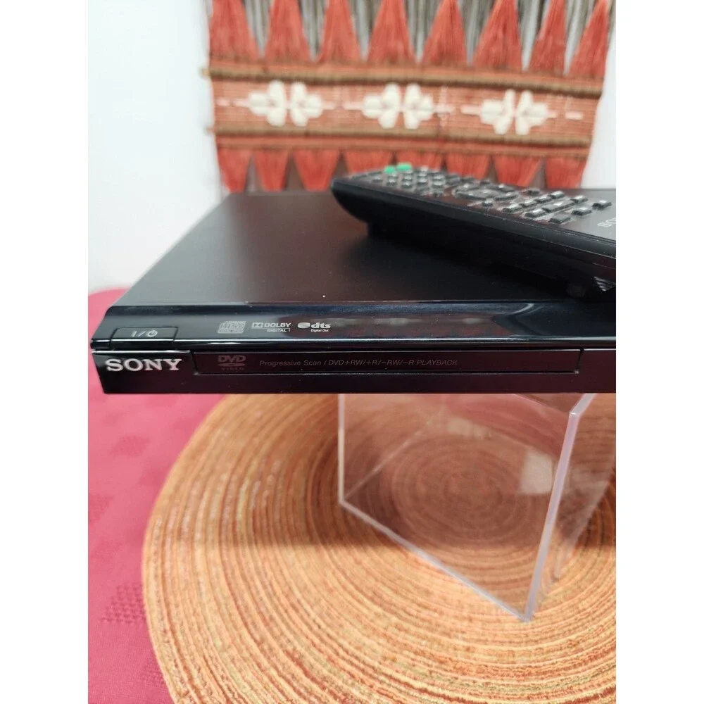 Sony DVP-SR201P DVD Player